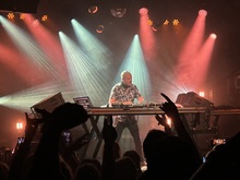 Fatboy Slim on Dec 11, 2025 [447-small]