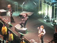 Halestorm / Papa Roach / Shinedown on Dec 12, 2009 [627-small]
