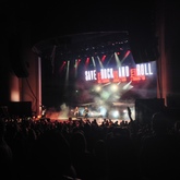 Fall Out Boy, Fall Out Boy / Paramore / New Politics / LØLØ on Jun 28, 2014 [316-small]