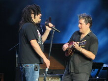 Counting Crows / Rob Thomas / K Phillips on Aug 21, 2016 [909-small]