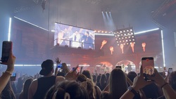 Jonas Brothers / Boys Like Girls / mgk / Franklin Jonas on Sep 18, 2025 [101-small]