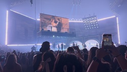 Jonas Brothers / Boys Like Girls / mgk / Franklin Jonas on Sep 18, 2025 [105-small]