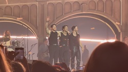 Jonas Brothers / Boys Like Girls / mgk / Franklin Jonas on Sep 18, 2025 [109-small]
