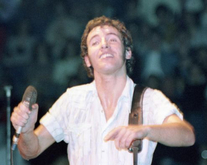 Bruce Springsteen & The E Street Band / Flo and Eddie on Dec 28, 1980 [590-small]