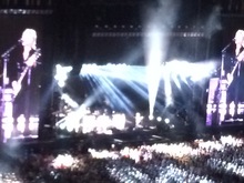 Paul McCartney on Aug 13, 2016 [278-small]