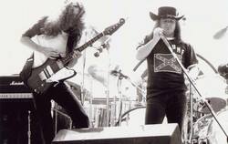 Rod Stewart / Faces / Loggins And Messina / Lynyrd Skynyrd / Fleetwood Mac on Aug 31, 1975 [785-small]