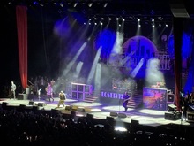 tags: Limp Bizkit, Glasgow, Scotland, United Kingdom, Crowd, OVO Hydro - Limp Bizkit / Riff Raff / Bones / Ecca Vandal / N8NoFace / Karen Dio on Mar 8, 2025 [862-small]