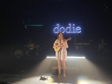 Dodie / Lizzy McAlpine on Mar 5, 2022 [451-small]