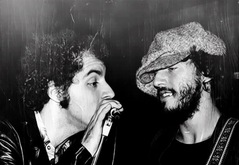 tags: Steven Van Zandt, Bruce Springsteen - Southside Johnny & The Asbury Jukes / Bruce Springsteen / Steven Van Zandt / Roy Bittan / David Sancious on Jan 1, 1976 [947-small]