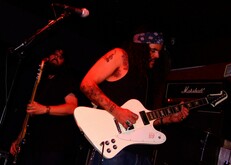 Brant Bjork, Brant Bjork / Low Sonic Drift / Dead Otter on Jul 13, 2010 [850-small]
