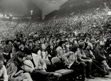 Bruce Springsteen & The E Street Band on Jan 20, 1981 [700-small]