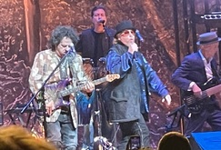 Journey / Toto on Mar 12, 2022 [852-small]