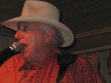 Jerry Jeff Walker on Apr 3, 2005 [129-small]