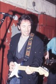 tags: Bruce Springsteen - the iguanas / Bruce Springsteen on Feb 2, 1992 [595-small]