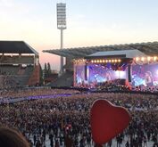 One Direction on Jun 13, 2015 [708-small]