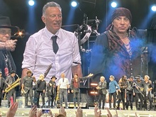 Bruce Springsteen & The E Street Band / Bruce Springsteen on Jun 20, 2024 [178-small]