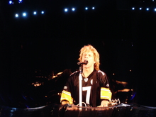 tags: Bon Jovi, Pittsburgh, Pennsylvania, United States, Heinz Field - Bon Jovi / Nickelback on Jul 23, 2006 [266-small]