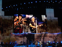 tags: Bon Jovi, Pittsburgh, Pennsylvania, United States, Heinz Field - Bon Jovi / Nickelback on Jul 23, 2006 [267-small]