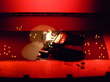 Rufus Wainwright on May 11, 2010 [164-small]