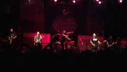 Yellowcard / sandlot heroes / We Are the In Crowd / The Wonder Years on Nov 16, 2012 [495-small]
