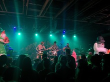 tags: Treasure MammaL - Shannon and The Clams / Treasure MammaL on Dec 19, 2025 [471-small]