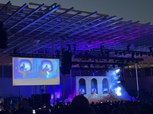 Khruangbin / Helado Negro on Apr 22, 2025 [859-small]