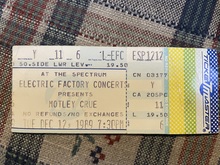 Mötley Crüe / Warrant on Dec 12, 1989 [003-small]