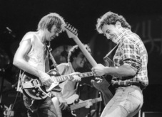 Neil Young & Crazy Horse / Bruce Springsteen / Nils Lofgren on Mar 22, 1985 [826-small]