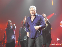 Tom Jones on Jan 25, 2010 [803-small]