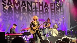 Samantha Fish / Robert Jon and the Wreck on Nov 19, 2025 [321-small]