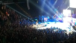 Jake Owen / The Cadillac Three on Sep 20, 2014 [114-small]