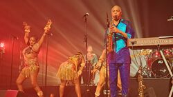 Femi Kuti / Aghogho on Apr 17, 2026 [767-small]