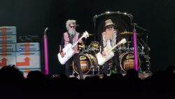 ZZ Top / Gaëlle Buswel on Jul 9, 2024 [587-small]