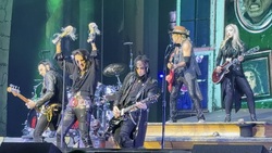 Alice Cooper on Apr 27, 2026 [194-small]