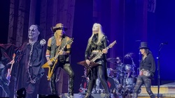 Alice Cooper on Apr 27, 2026 [199-small]