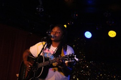 Joy Oladokun / Bre Kennedy on Apr 29, 2022 [418-small]