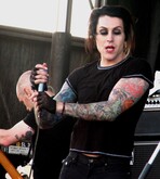 AFI ~ Davey Havok & Hunter, tags: AFI, Tucson, Arizona, United States, Sports Park - "KFMA Day" / Rise Against / Rock Kills Kid / The Strokes / AFI / The Cult on Apr 29, 2006 [476-small]