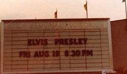 tags: Elvis Presley - Elvis Presley on Aug 19, 1977 [188-small]