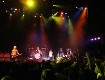 Velvet Revolver ~ Duff McKagan, Matt Sorum, Scott Weiland, Slash & Dave Kushner, tags: Velvet Revolver, Los Angeles, California, United States, AVALON Hollywood - Velvet Revolver / The Actual on May 3, 2007 [283-small]