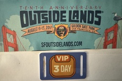 Gorillaz / Little Dragon / Electric Guest / Henry Rollins on Aug 11, 2017 [605-small]