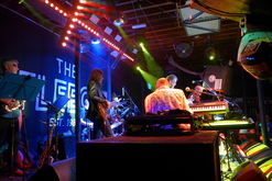 Nearly Dan - Trib. To Steely Dan (UK) on Jun 22, 2019 [809-small]