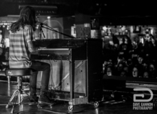 Mayday Parade / Real Friends / This Wild Life / As It Is on Oct 14, 2015 [904-small]