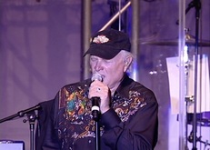 Mike Love, The Beach Boys on Oct 1, 2011 [784-small]