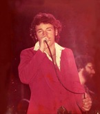 Bruce Springsteen & The E Street Band / The Asbury Jukes / Ronnie Spector on May 13, 1977 [822-small]