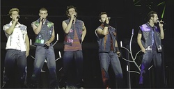 NSYNC / Eden's Crush / Samantha Mumba / Meredith Edwards on Jul 24, 2001 [381-small]