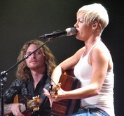 The Ting Tings / P!nk on Sep 20, 2009 [457-small]