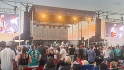 Tyler Hubbard / Uncle Kracker on Apr 1, 2025 [485-small]
