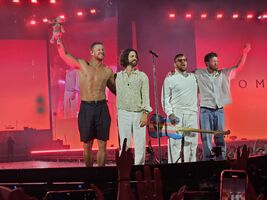 Imagine Dragons / Declan McKenna on Jul 9, 2025 [608-small]