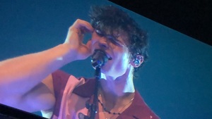 Shawn Mendes / Alessia Cara on Aug 27, 2019 [182-small]