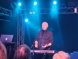 Midge Ure / Action Cap on Aug 15, 2024 [255-small]